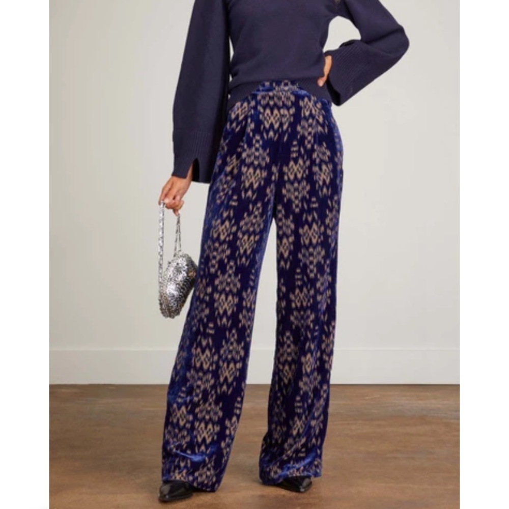 Dorothee Schumacher Blue Pants Size 1. Soft Statement Pants in Dark blue